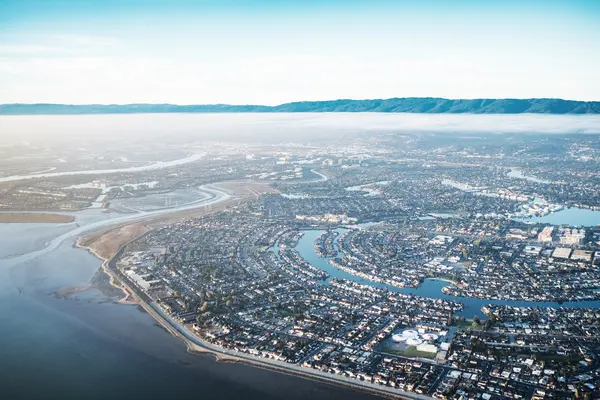 San Francisco Peninsula Commercial Real Estate | CBRE
