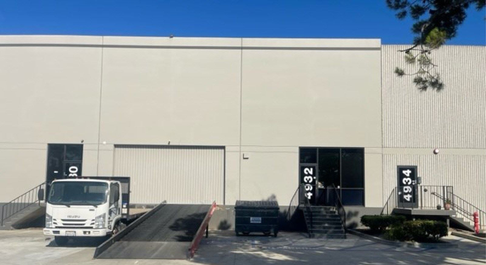 Harris Business Center 4932 Zambrano Street - Image 1