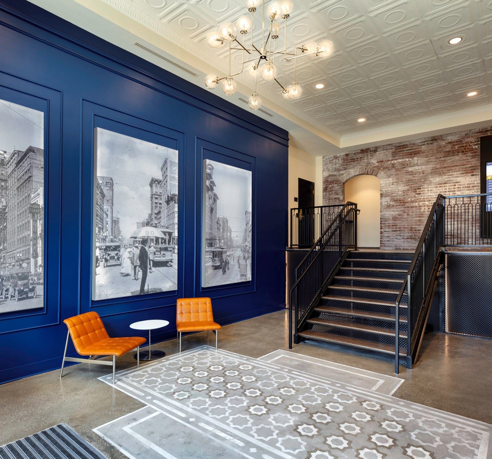 226_Foyer_Details_007B