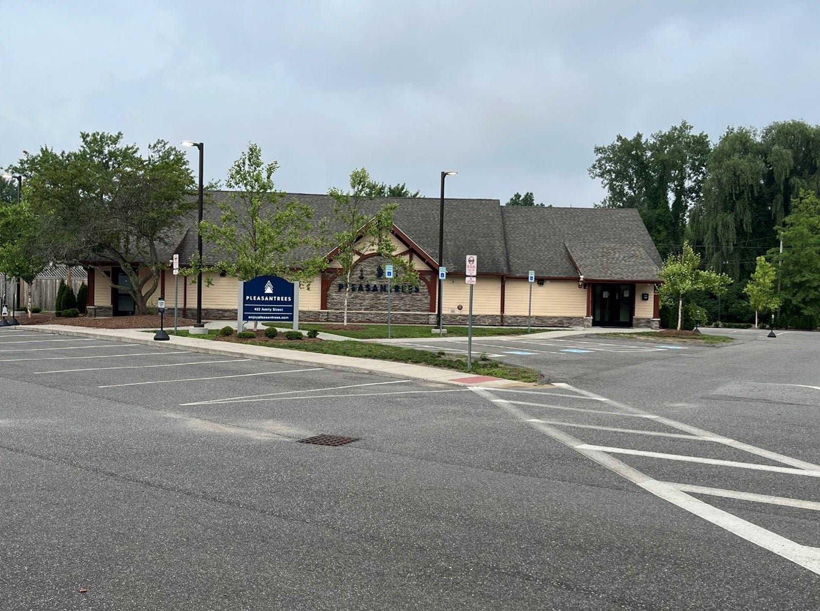 422 Amity St_bldg pic