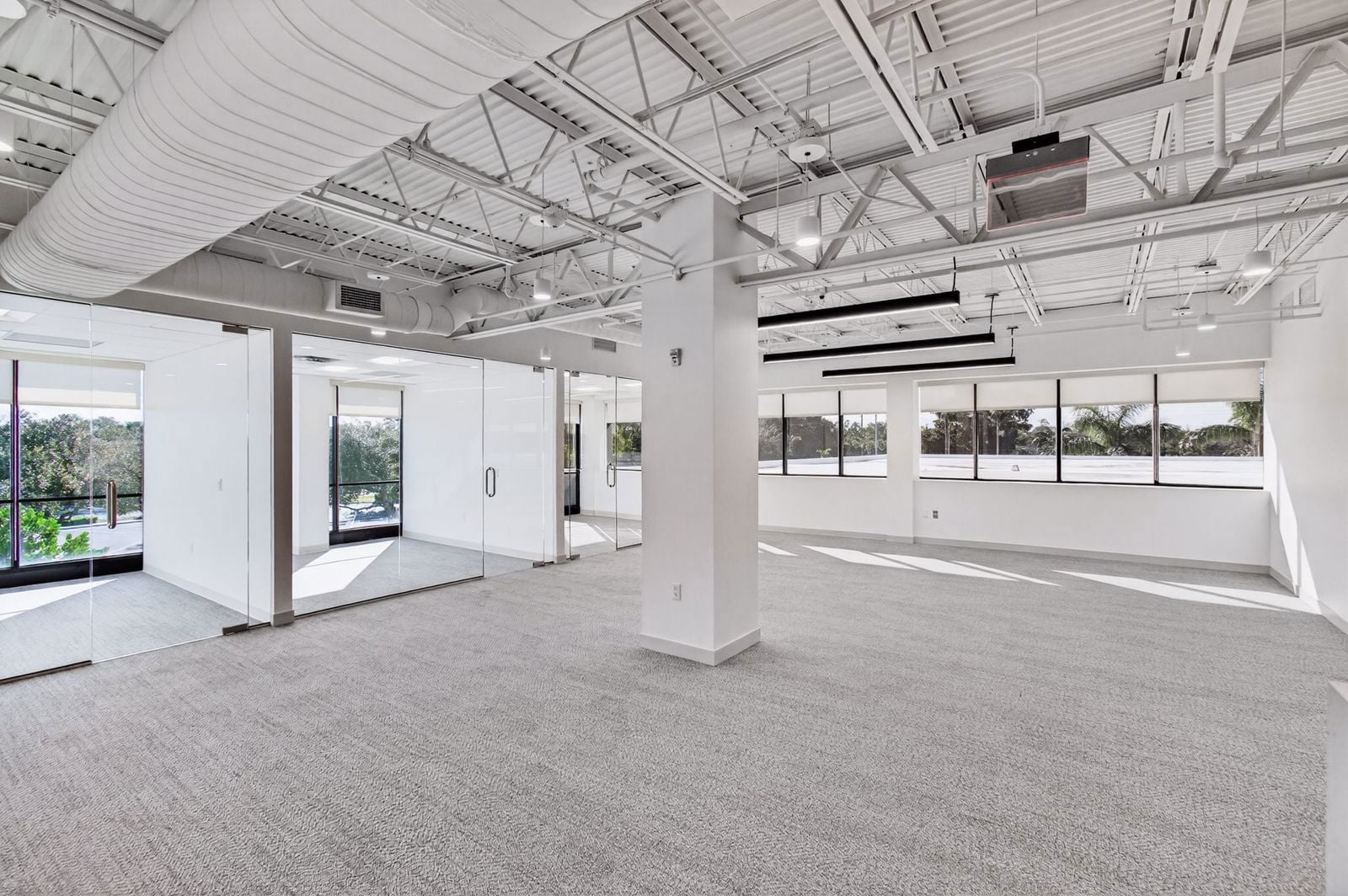 179-web-or-mls-DSC_7528_Suite 220