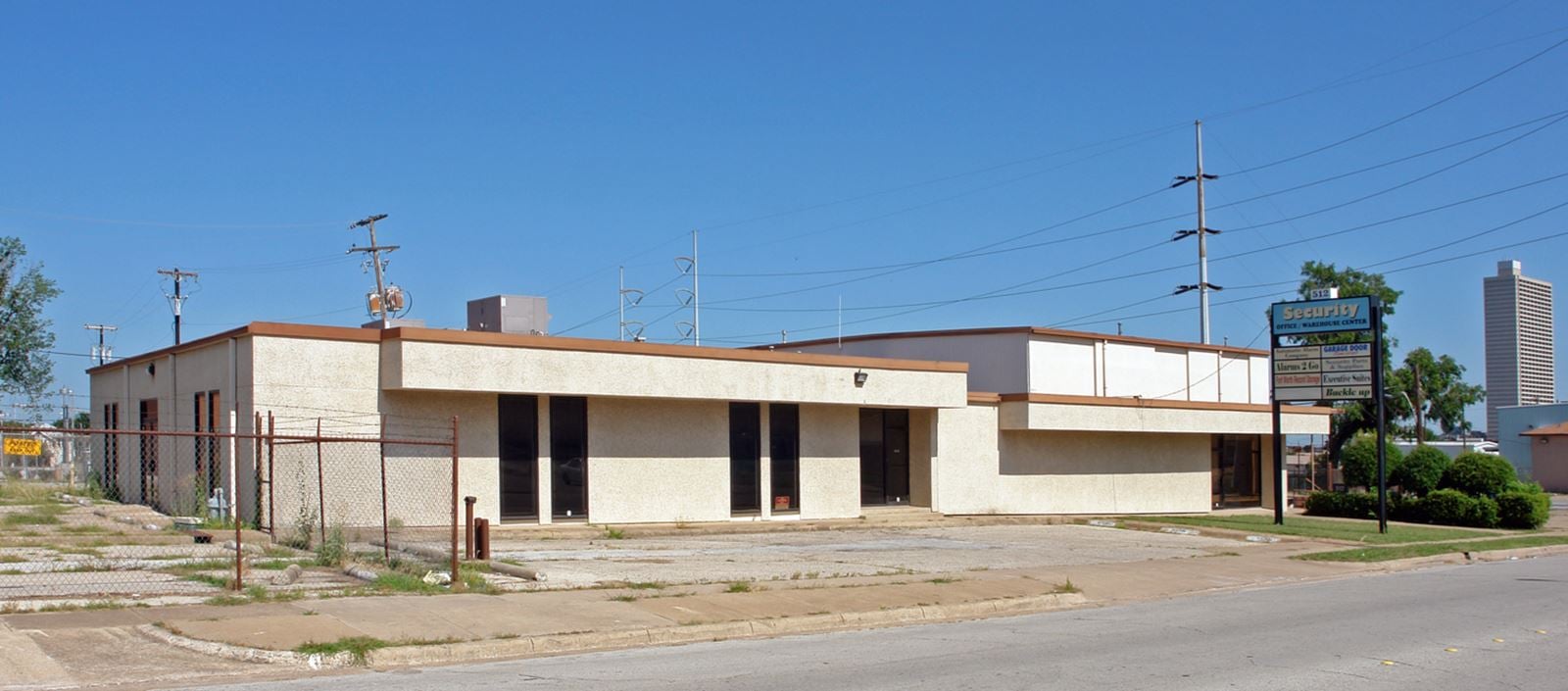 street level 500 s. jennings.PNG