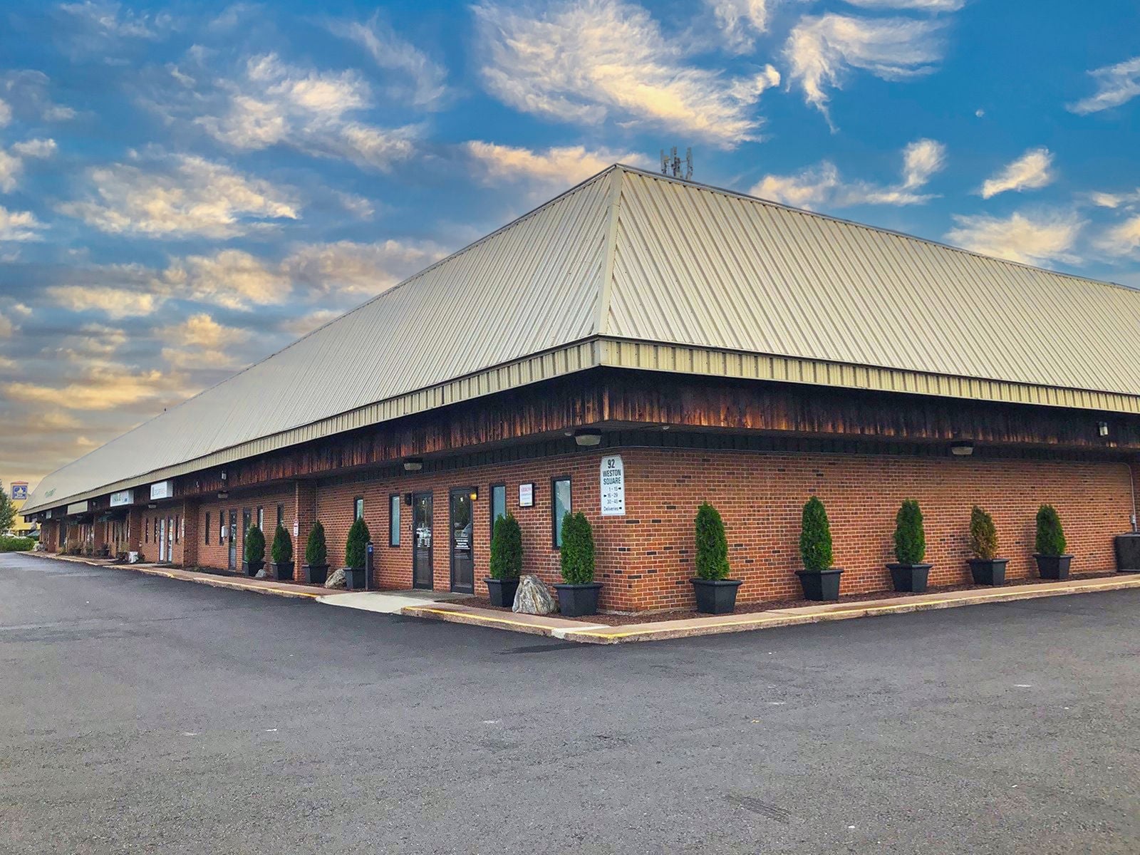 92 Weston St copy_wsky