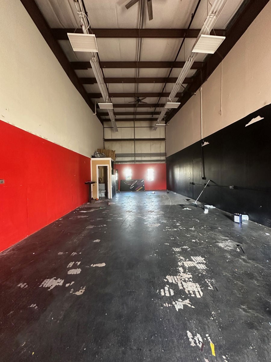 92 Weston St_Units 33 pic 2