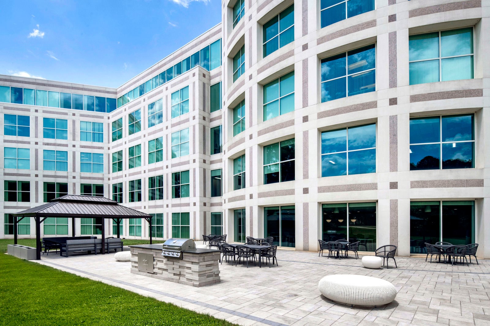 Weston I exterior-24-0528_03