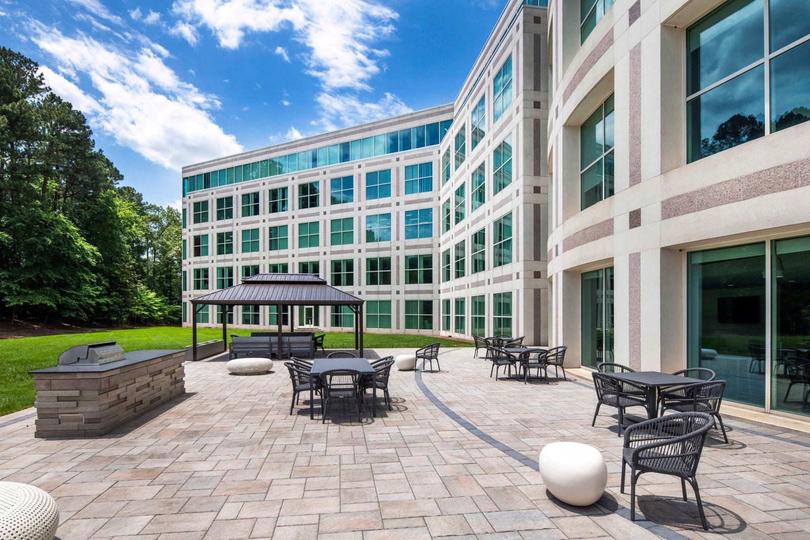 Weston I exterior-24-0528_02