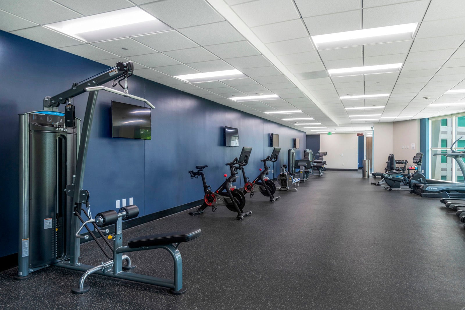 Weston I interior-24-0528_24