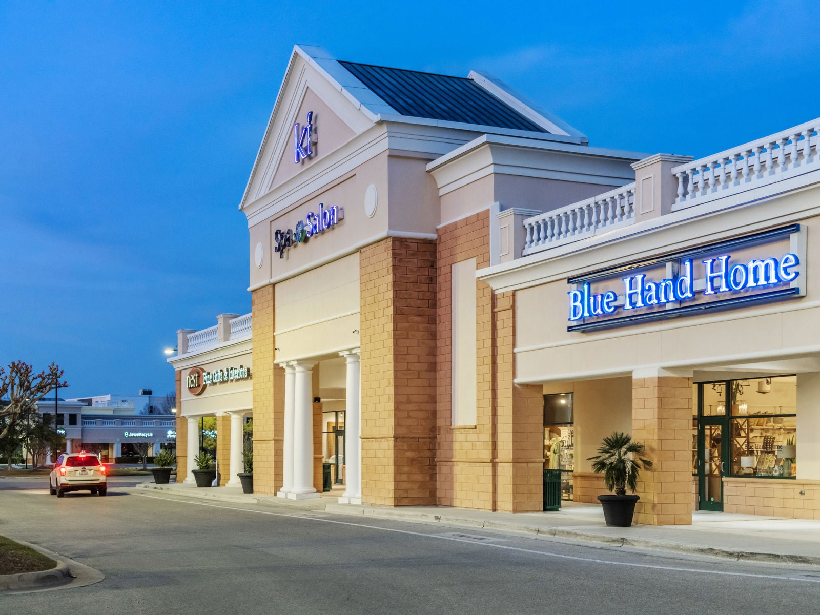 1125-military-twi-hh109958