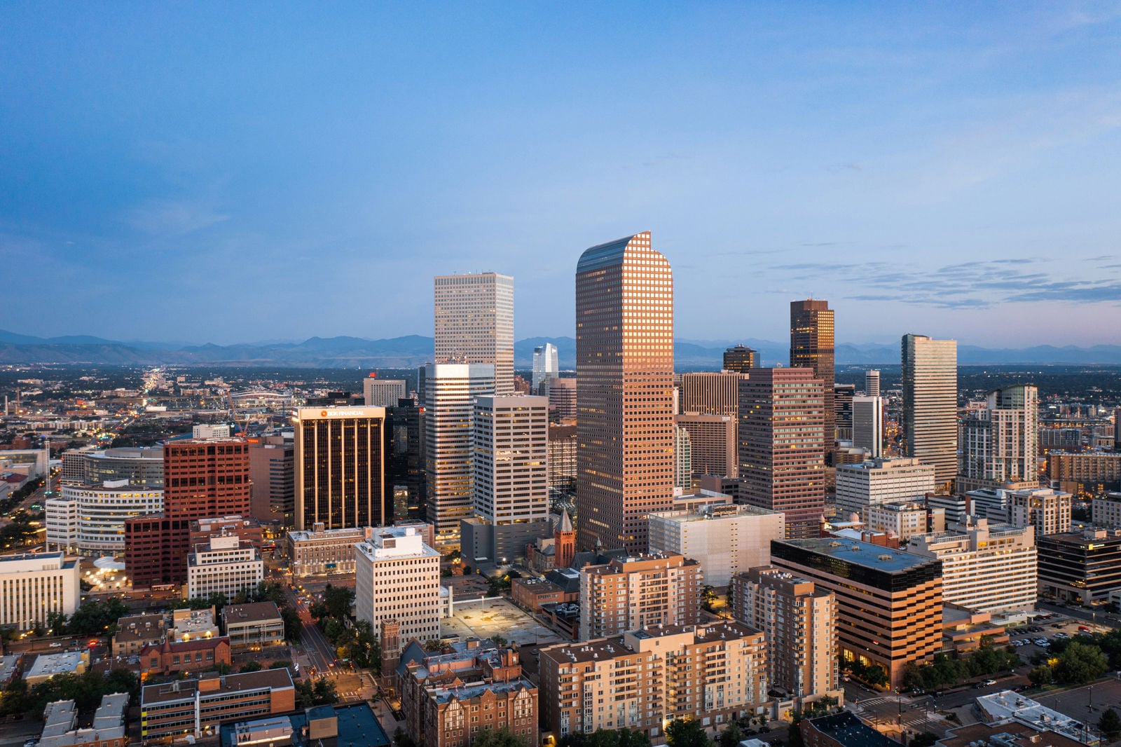 Brookfield_Properties_Wells_Fargo_Center_Photography_by_Tim_Gormley_04