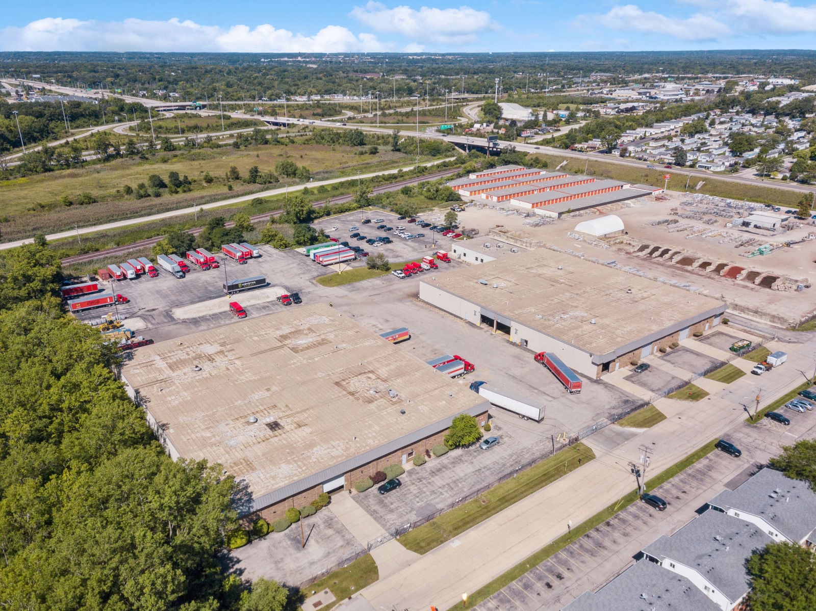 26_700-750-S-Chestnut-Ave_Aerial-View_Print