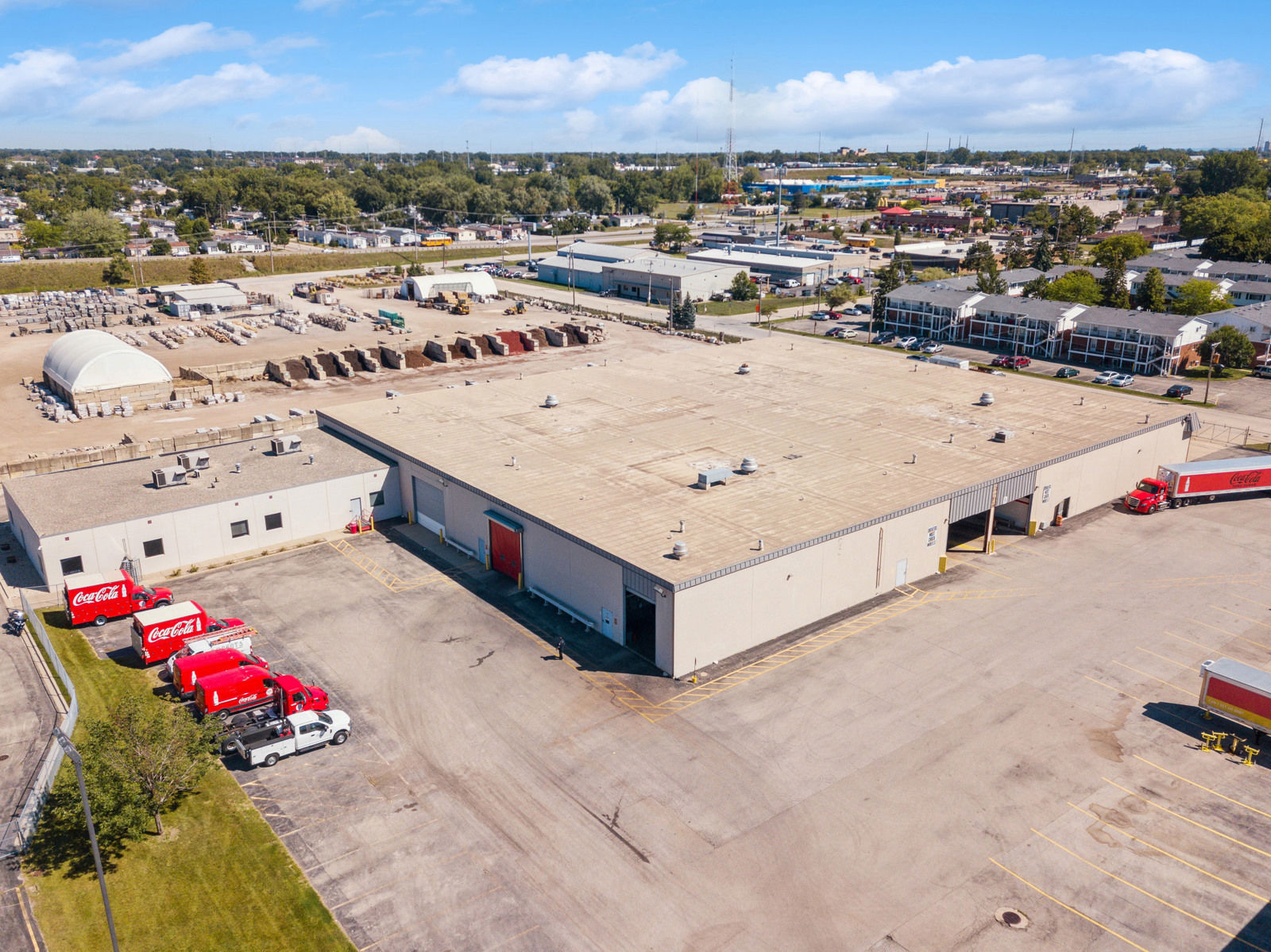 10_700-750-S-Chestnut-Ave_Aerial-View_Print