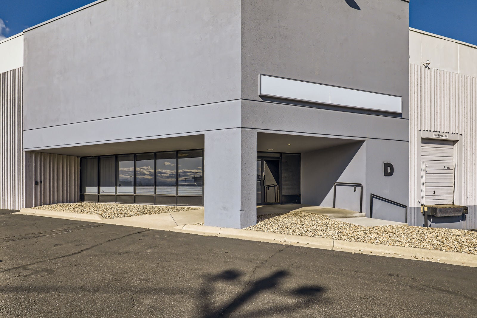 4725 Leyden Street Denver CO-print-011-007-Exterior Front Entry-3600x2400-300dpi