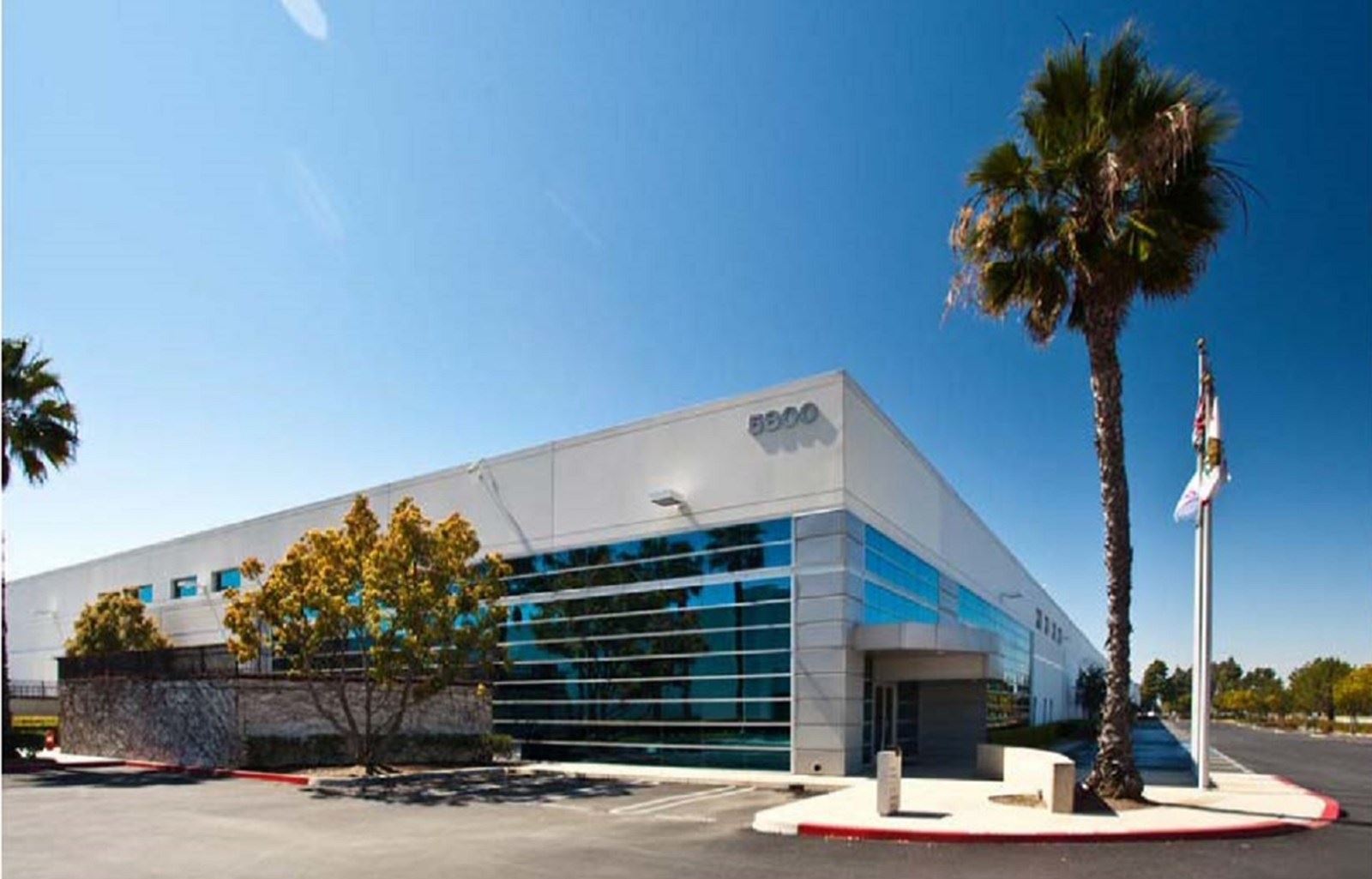 5800 Skylab Road - 167,778 SF PHOTO