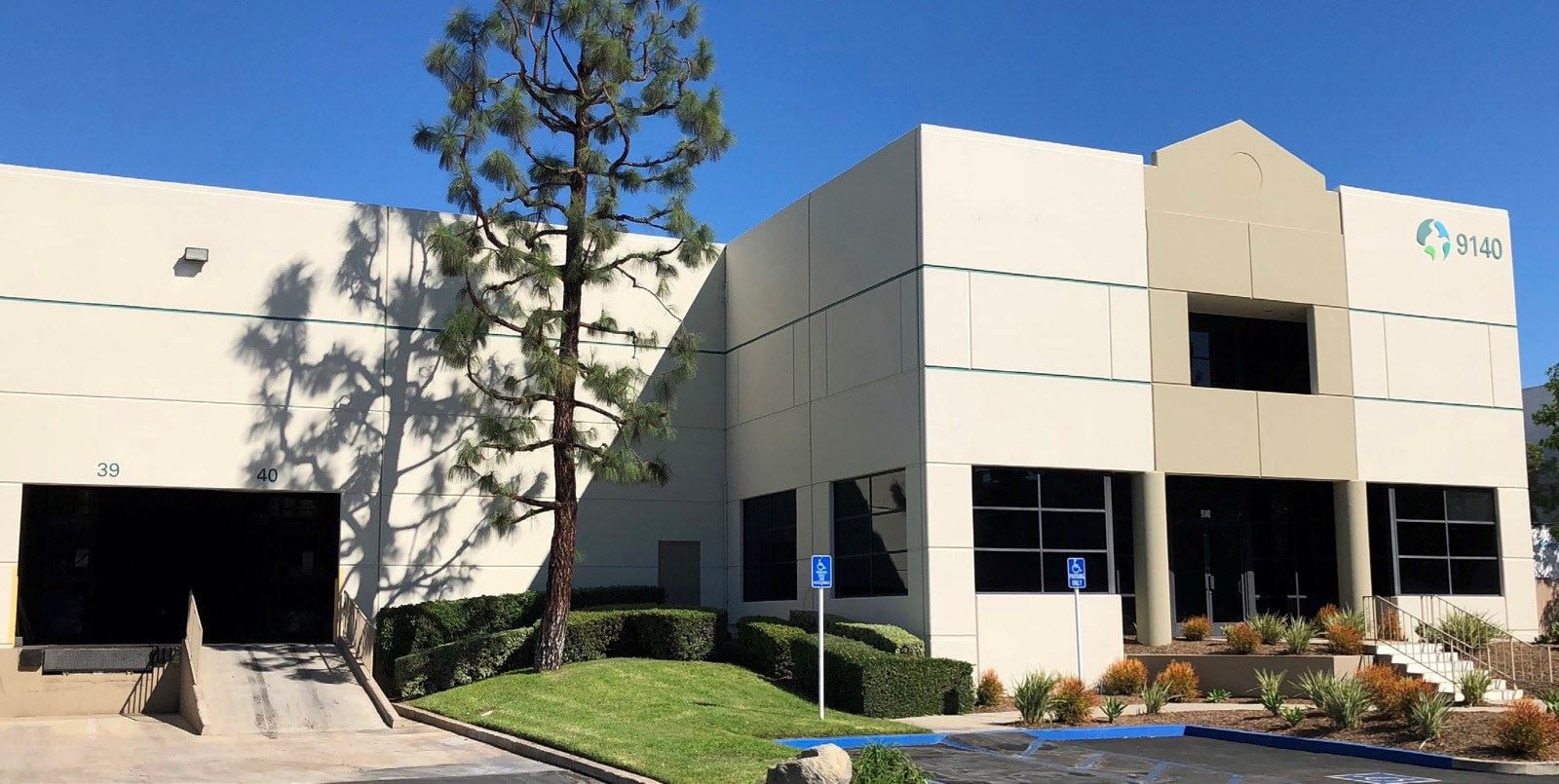 Los Nietos BC B 9140 Photo