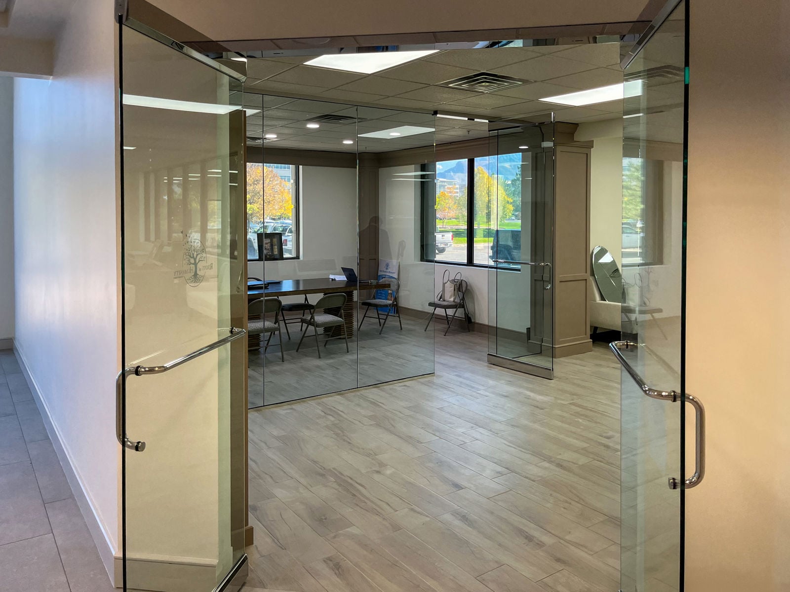 3125 W Executive Pkwy-01