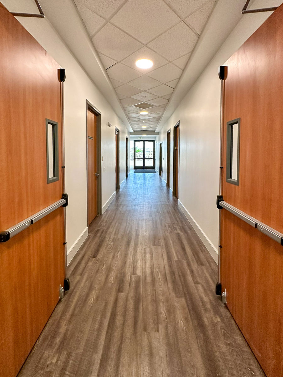 3125 W Executive Pkwy-09