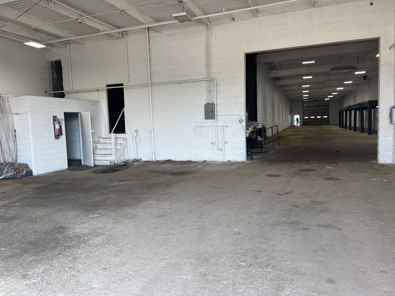 Flex Space With Outside Storage 11350 Brookpark Road - Image 5