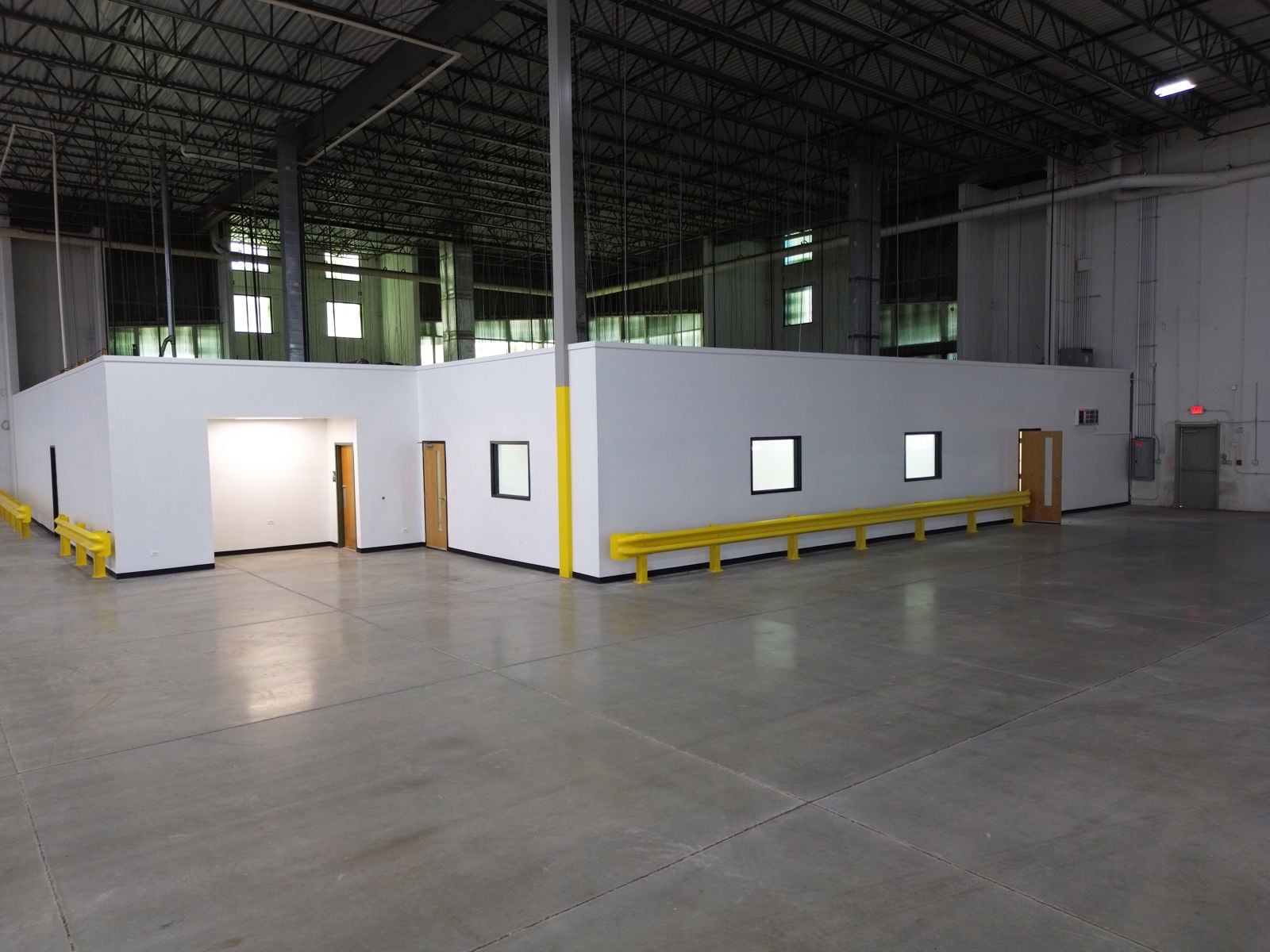 2407 W North Ave-34.JPG