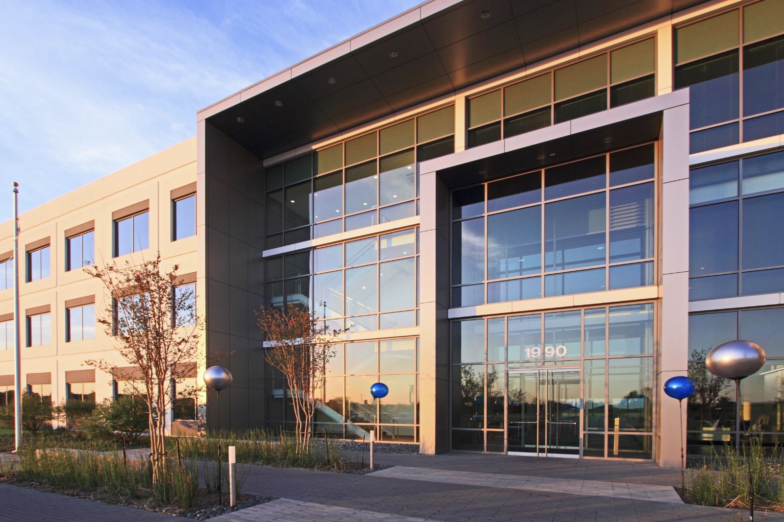 Front Doors - Building.PNG