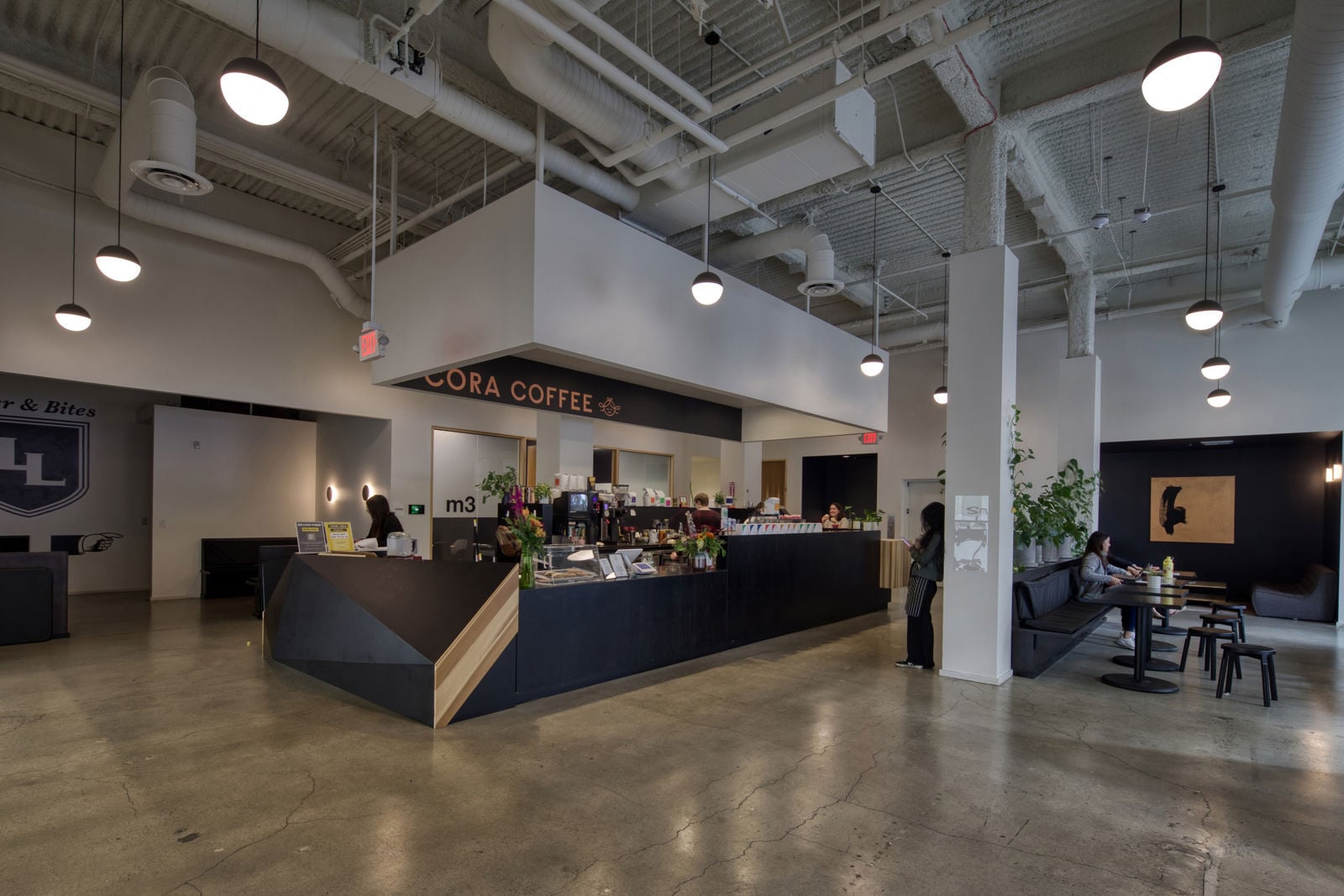 INT_1st Floor Common Area_74A1213