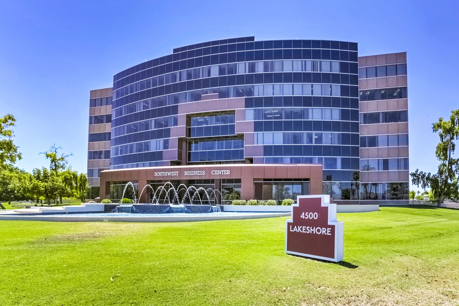 4500 S Lakeshore Dr-19-edit