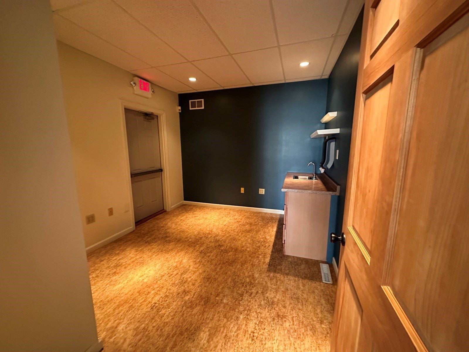 160 Baldwin St_interior 2