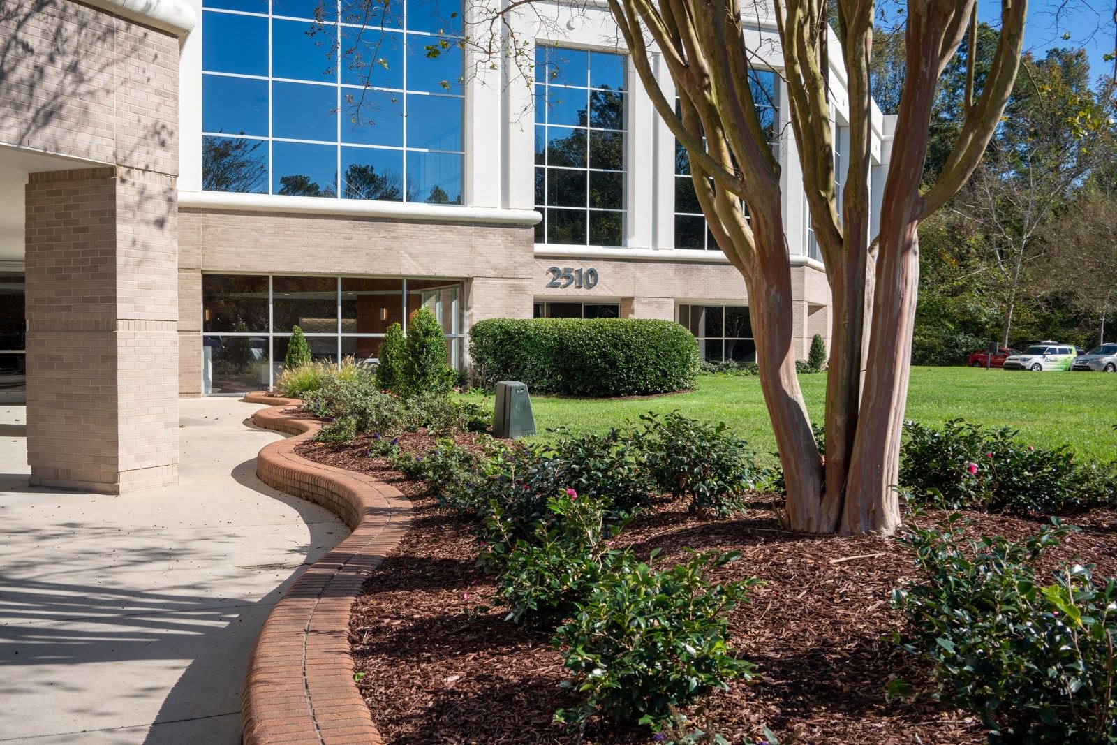 2510_Meridian_Pkwy_0075.JPG