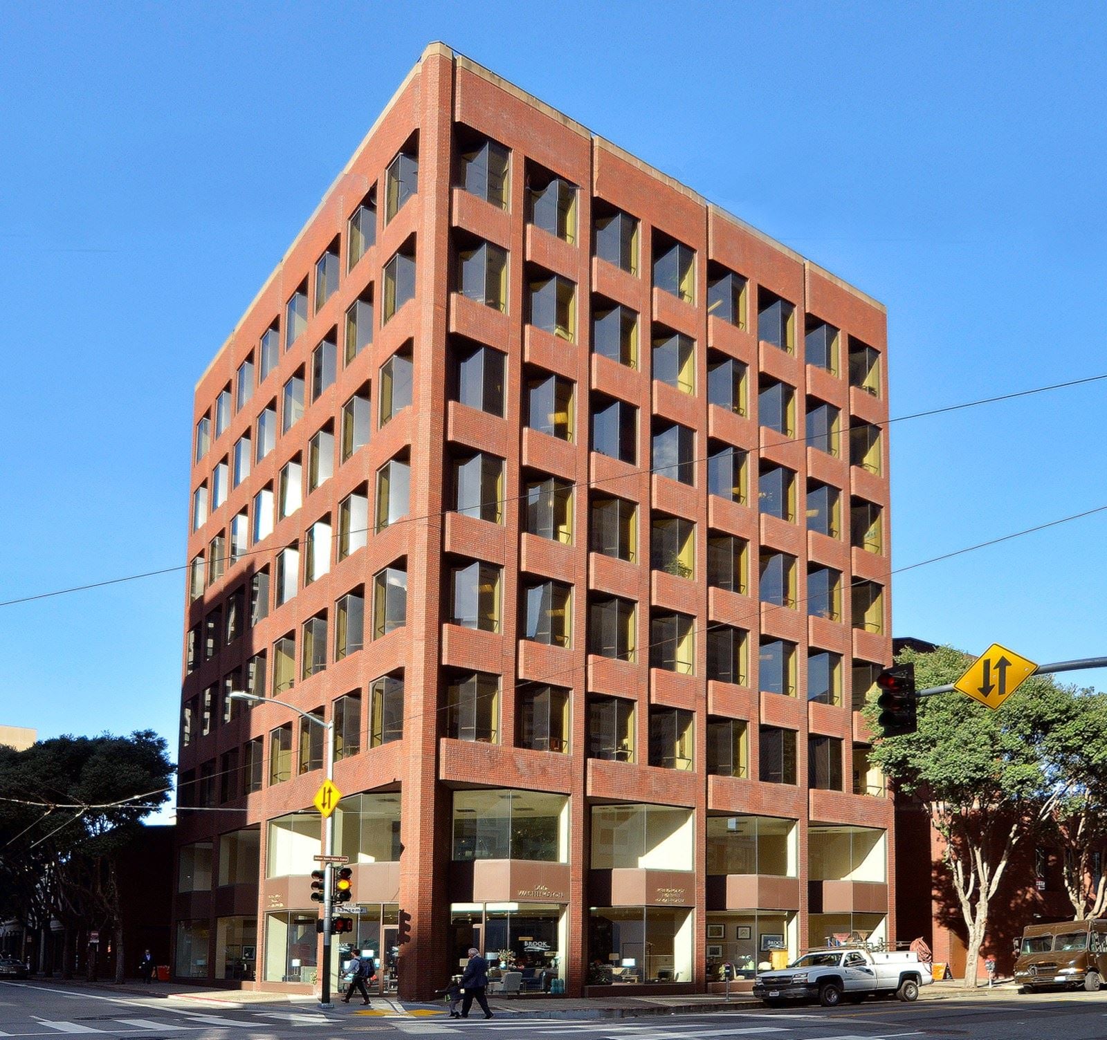 500_Wash_exterior_Feb2018_cover