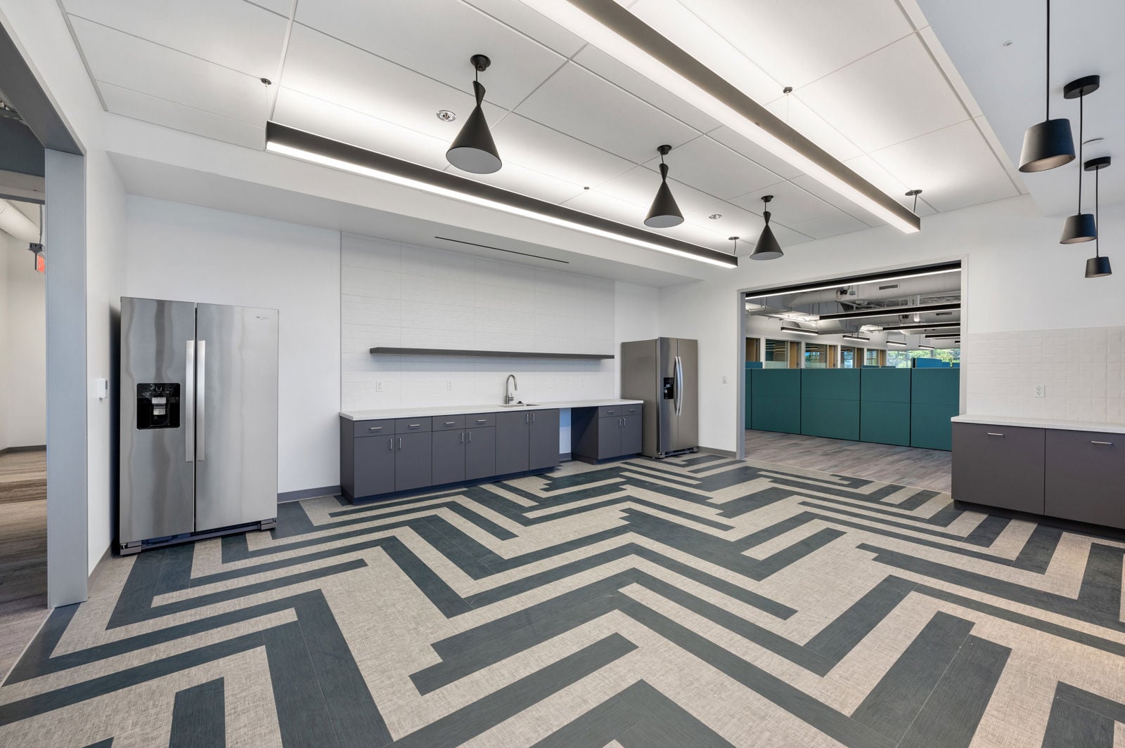 4690 Executive Drive 4690 Executive Drive - Image 7