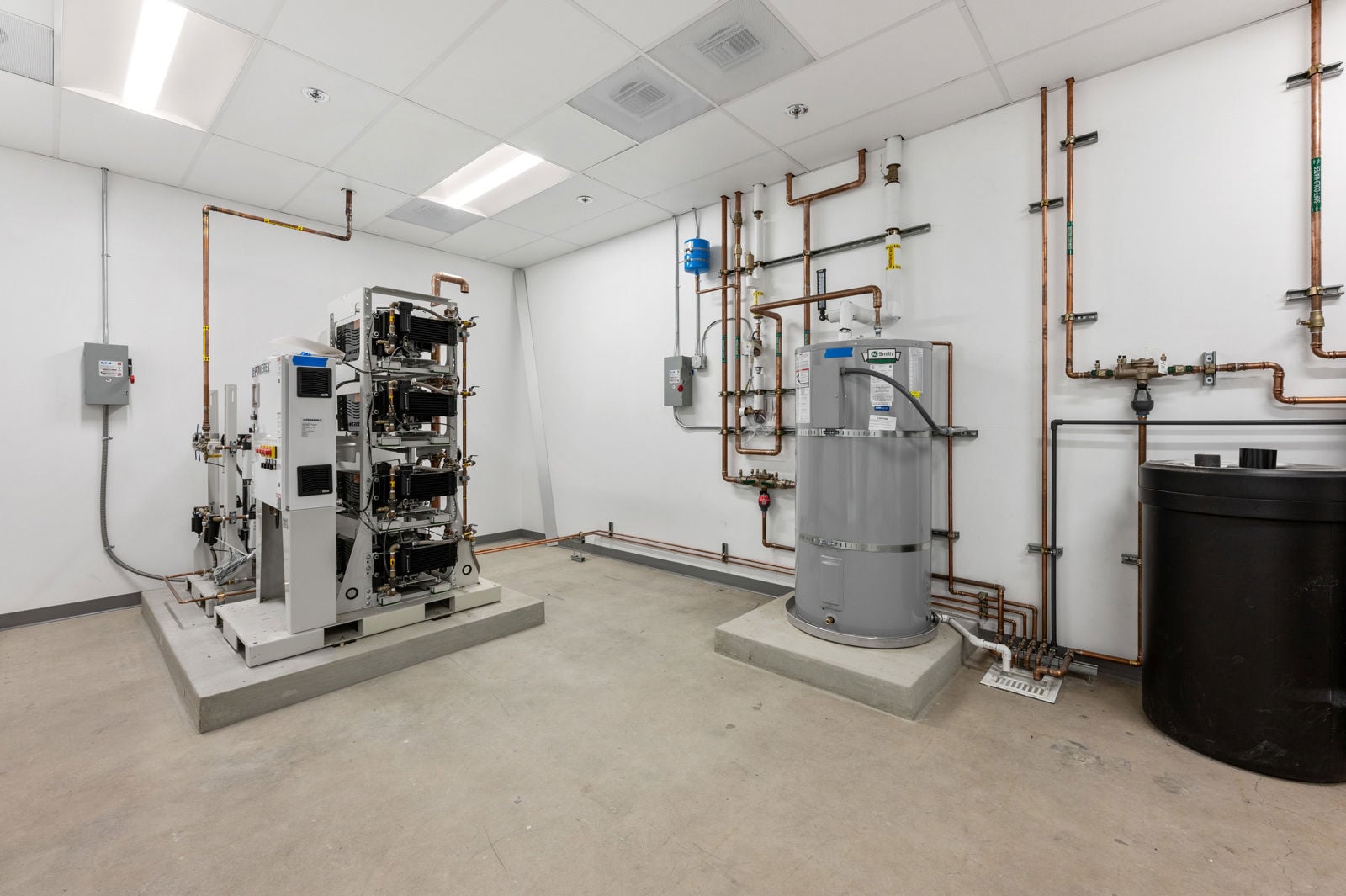 4690 Executive Drive 4690 Executive Drive - Image 11