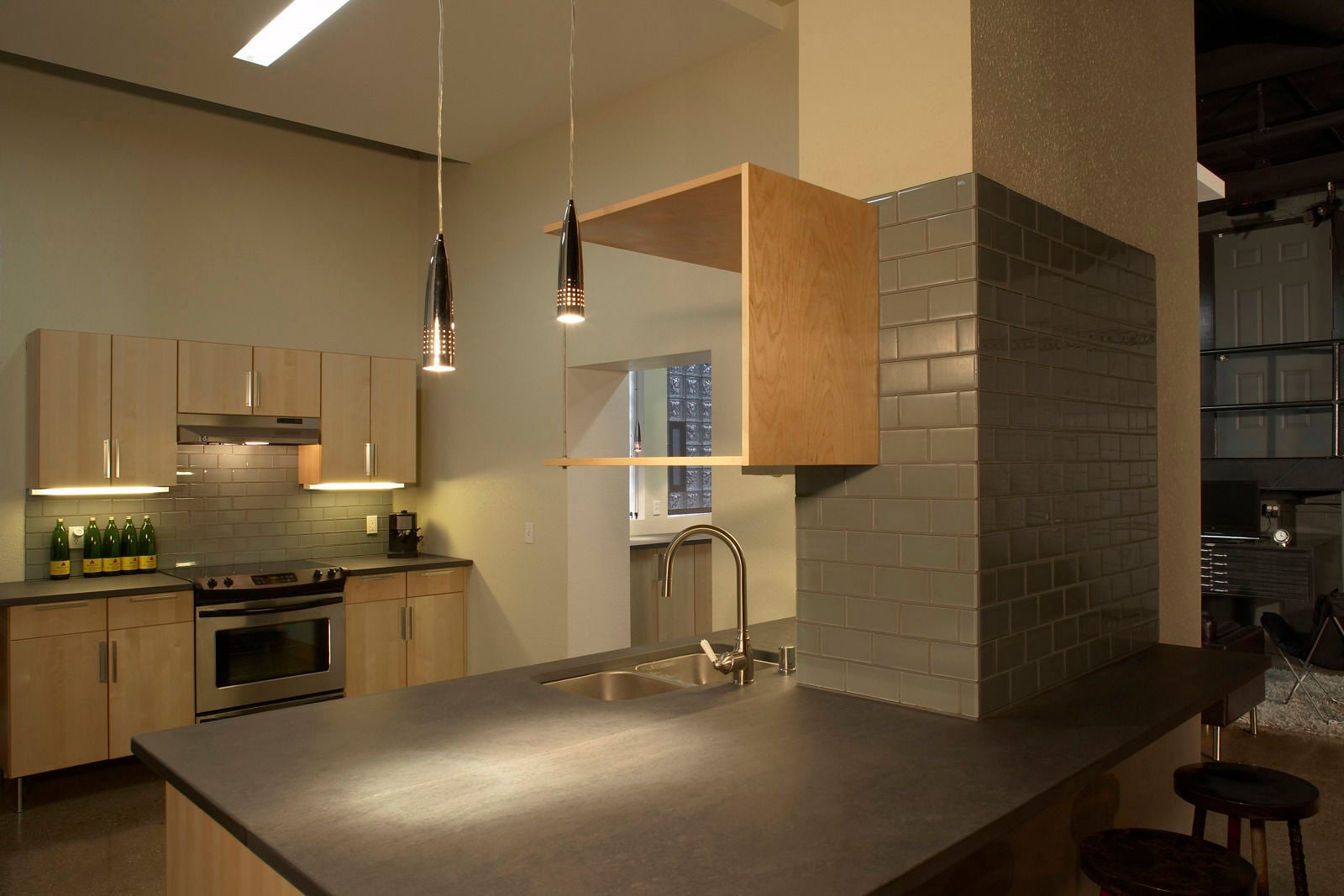 Korom Studio-00049LED Line-000009