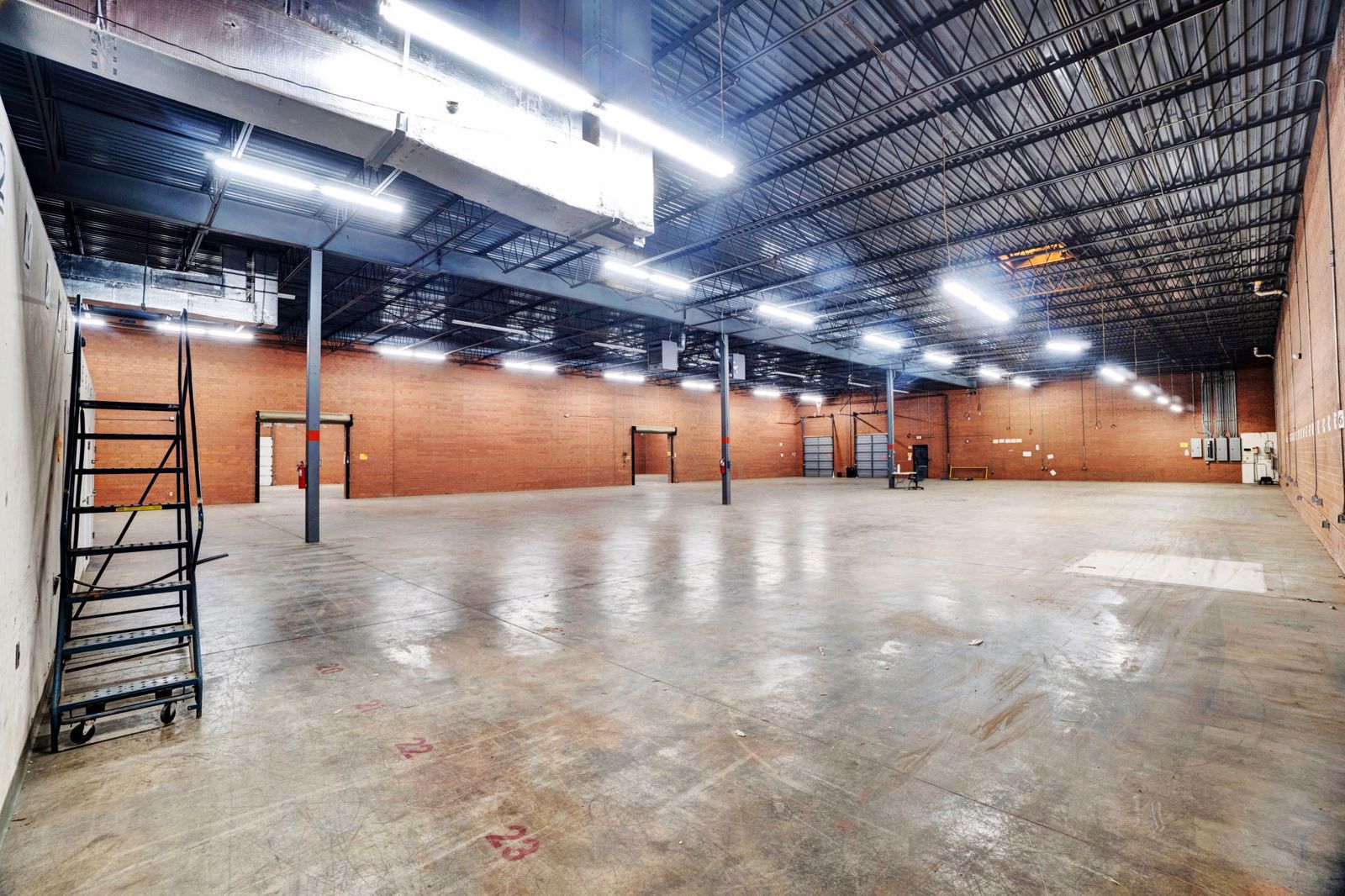 36-web-or-mls-10605-southern-loop-blvd