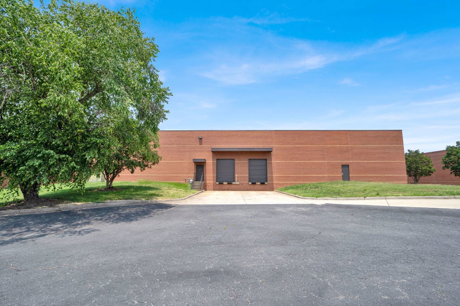 10-web-or-mls-10605-southern-loop-blvd