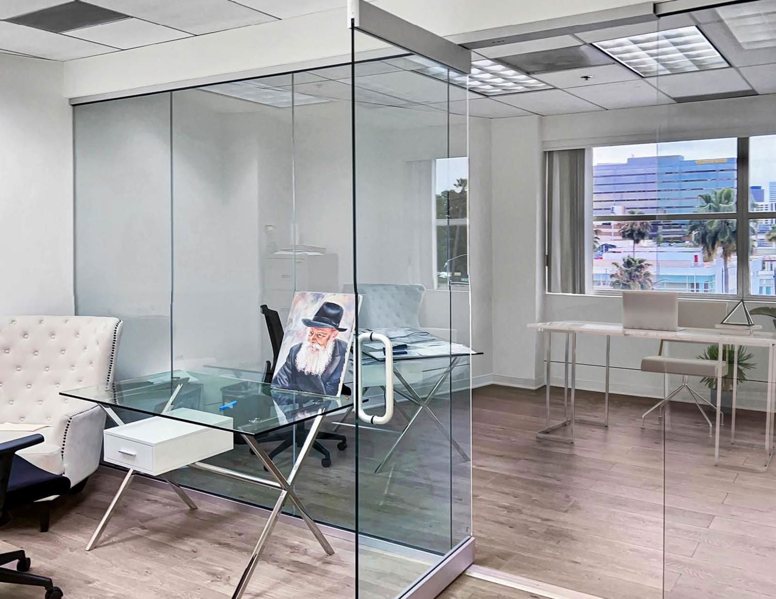 499 N Canon_Office_BRO