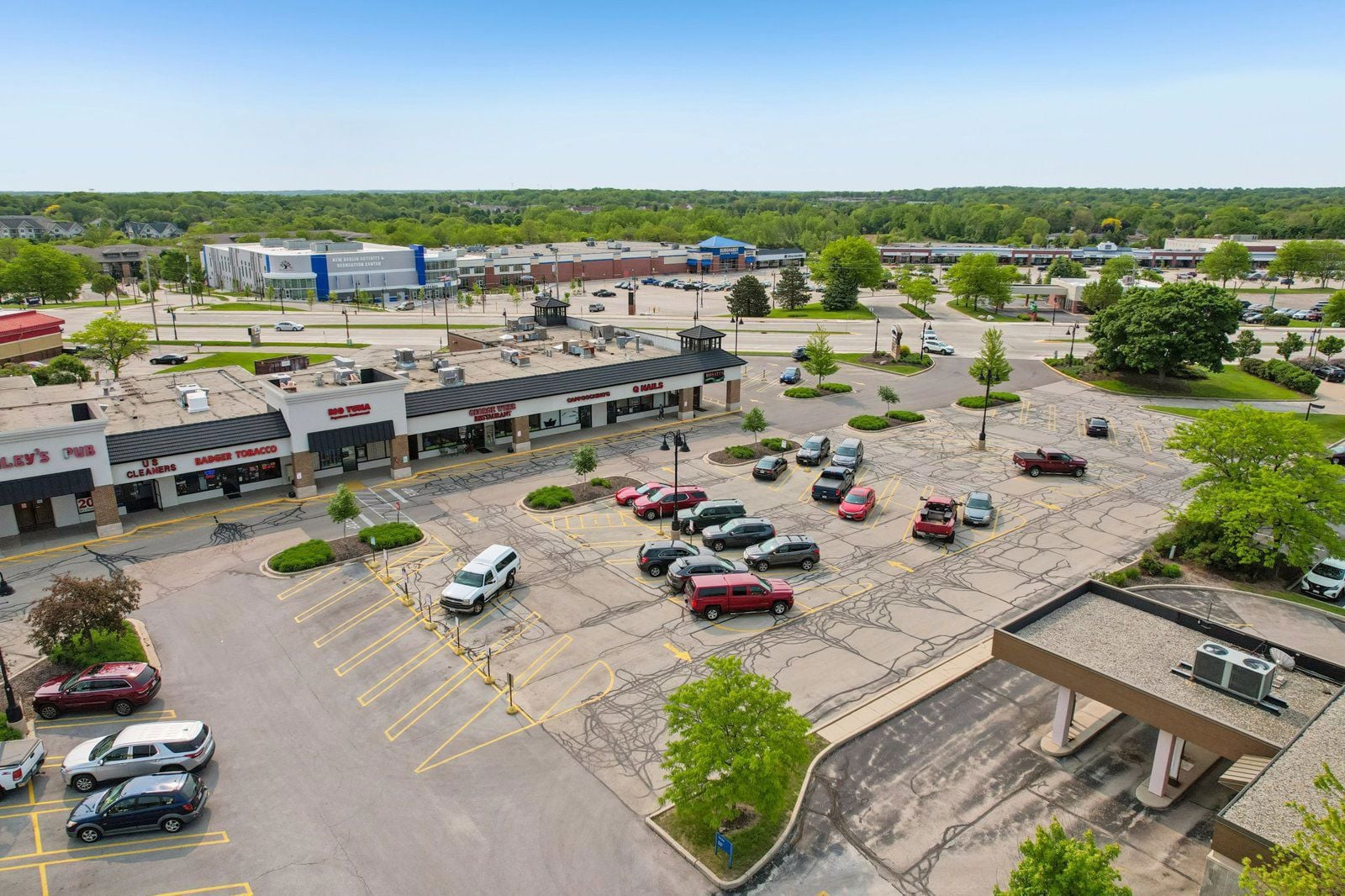 11-web-or-mls-S Moorland Rd-0306-011