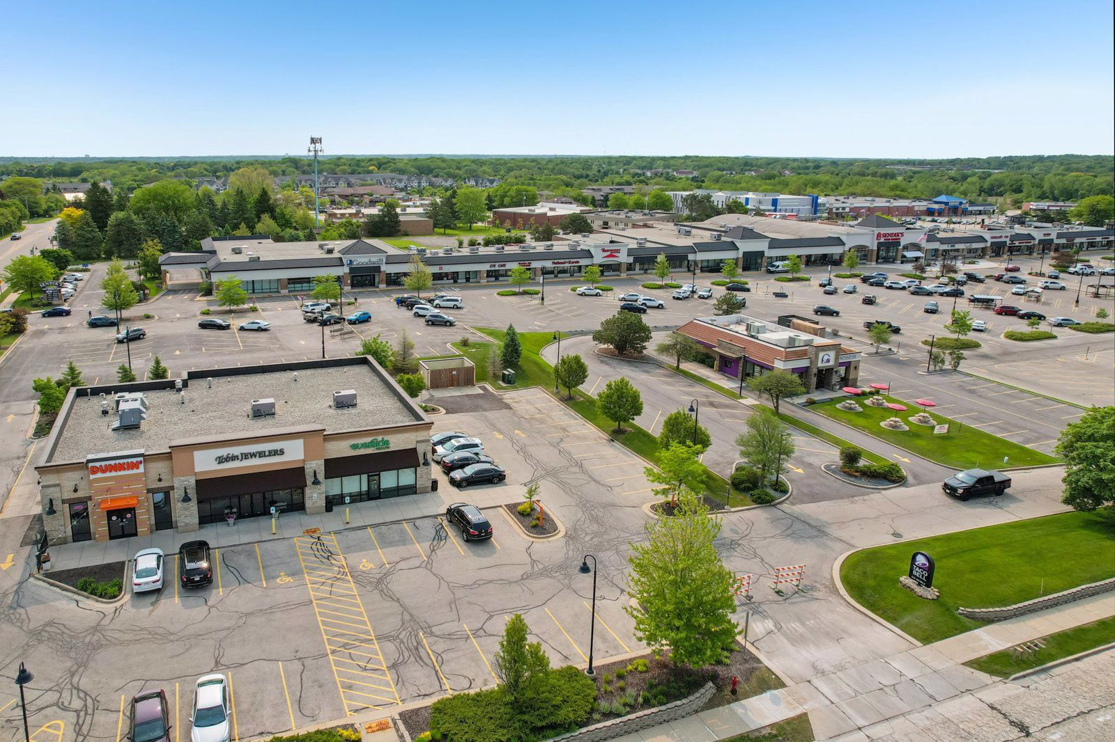 13-web-or-mls-S Moorland Rd-0306-013