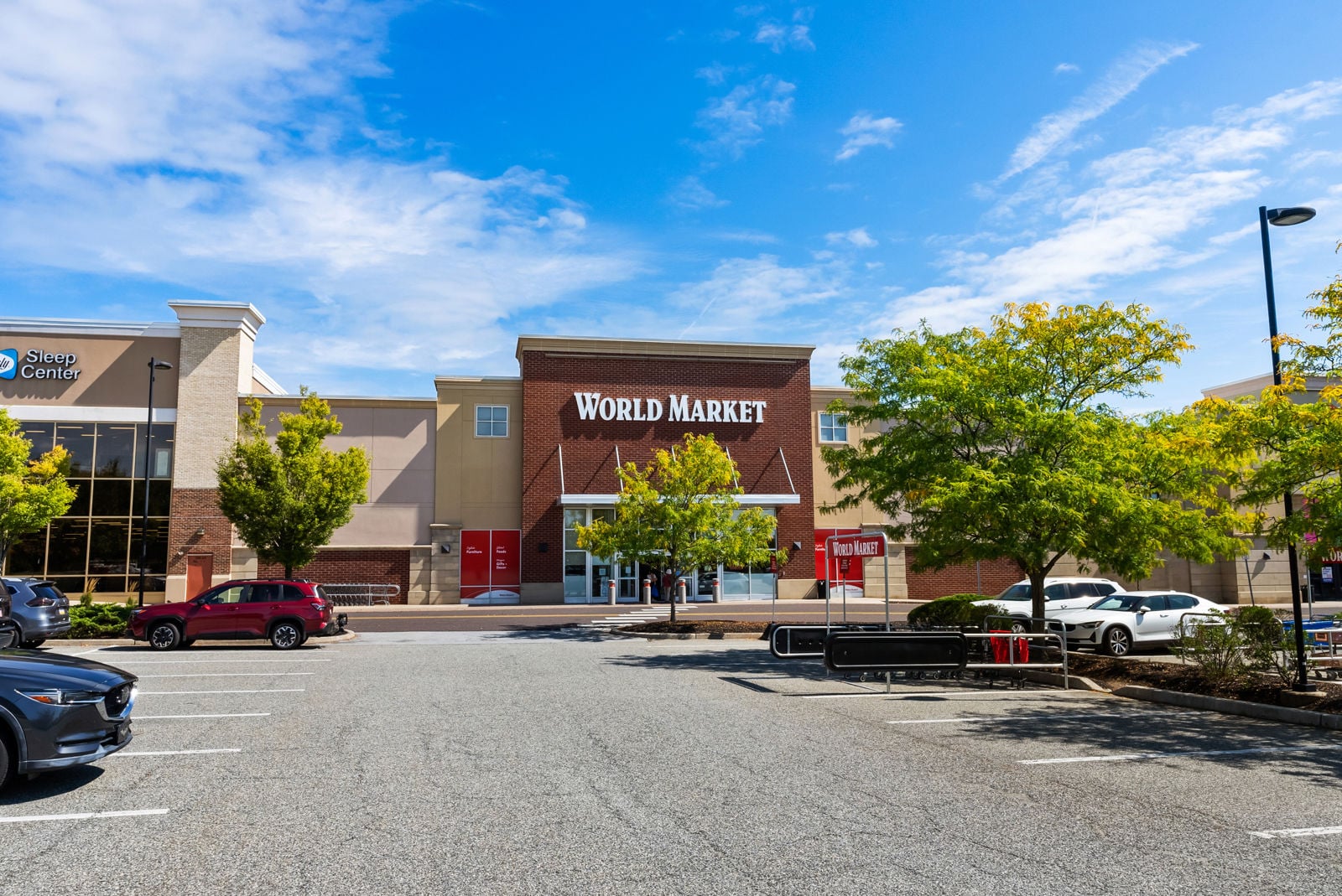 10 Town Center (12 of 240)