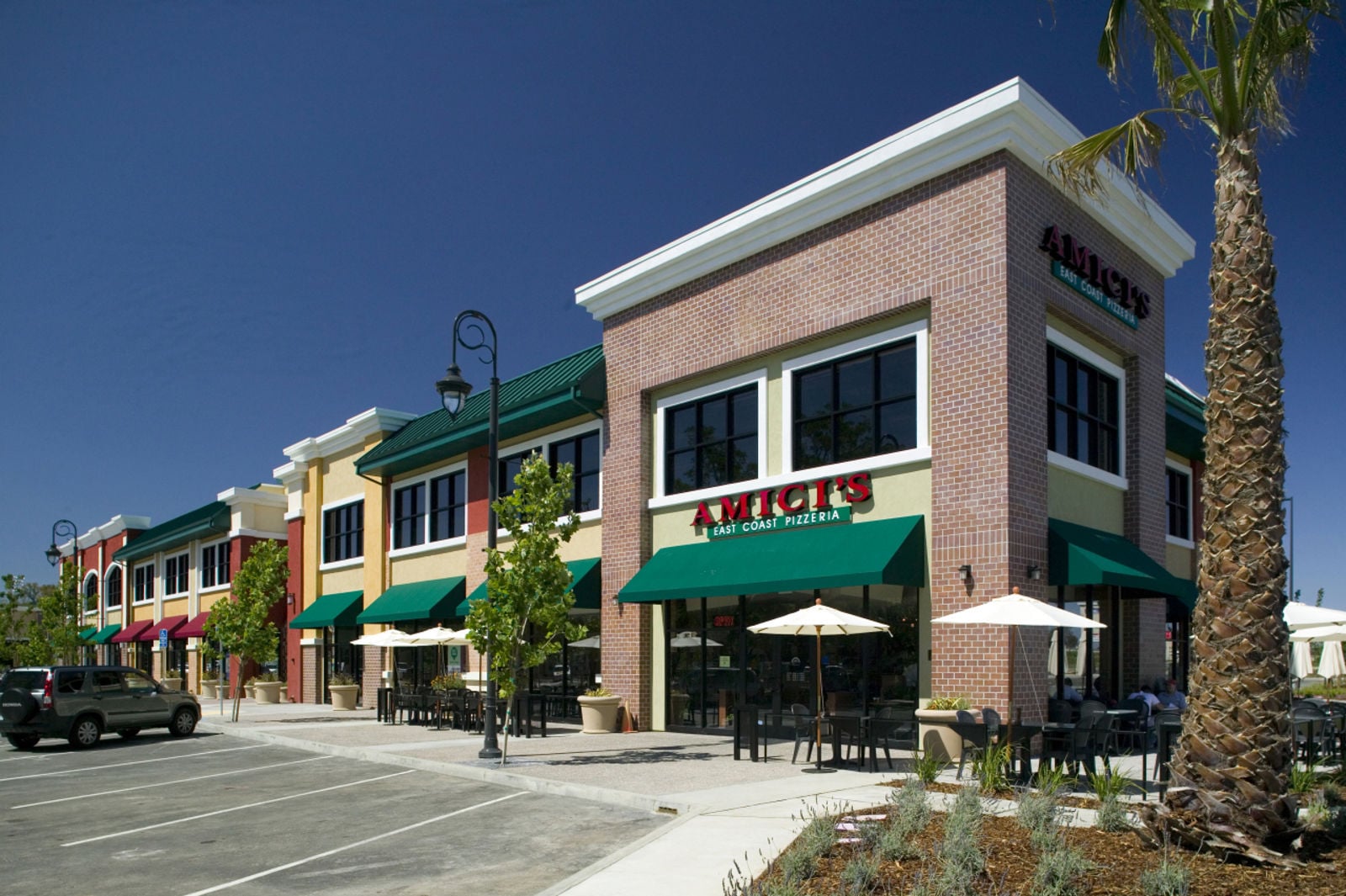 31 - Bldg O Amici's, low res