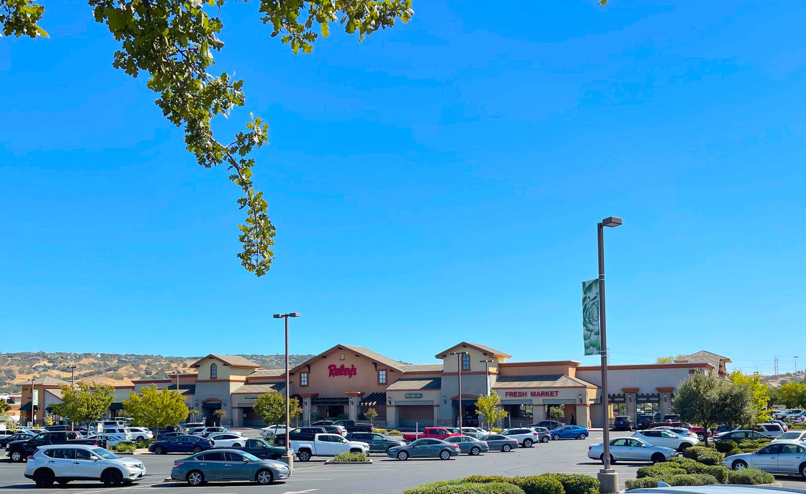 Raley's at the Parkway