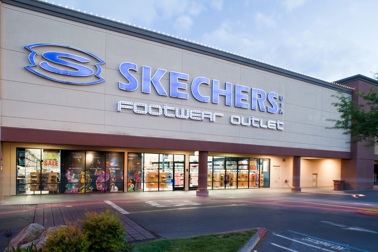 Skechers