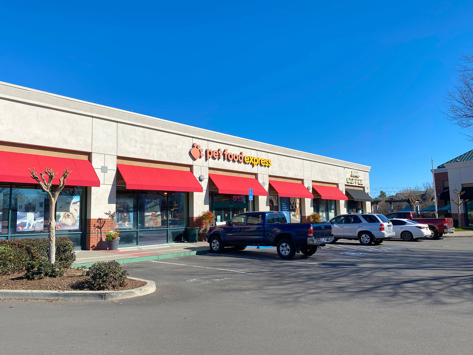 Oakshade Town Center