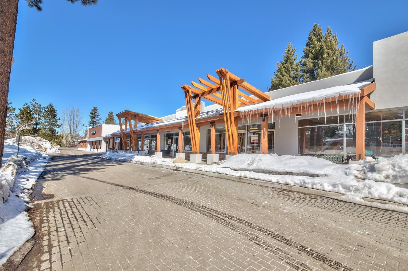 The Crossing at Tahoe Valley