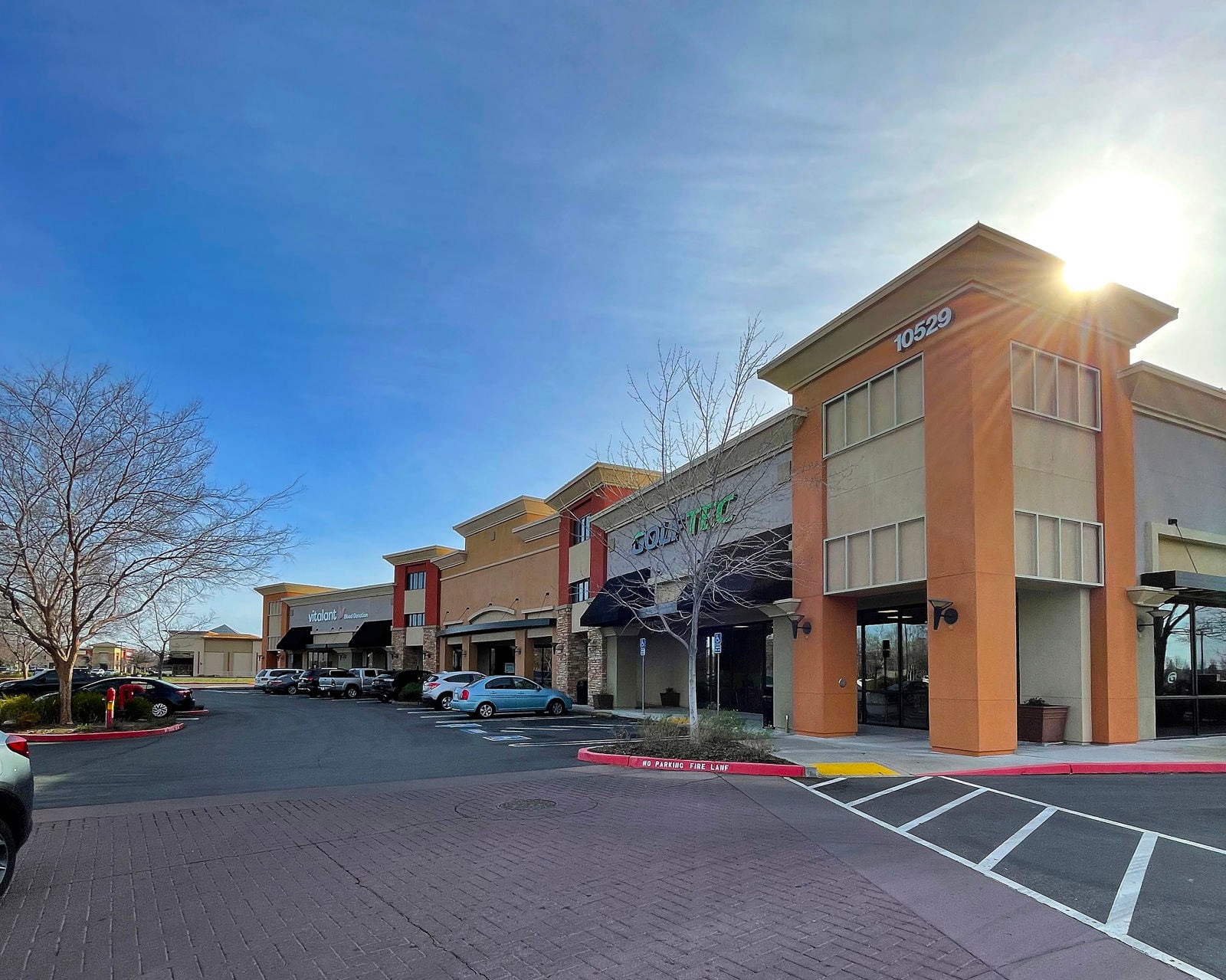 10529 Fairway Dr, Roseville, CA