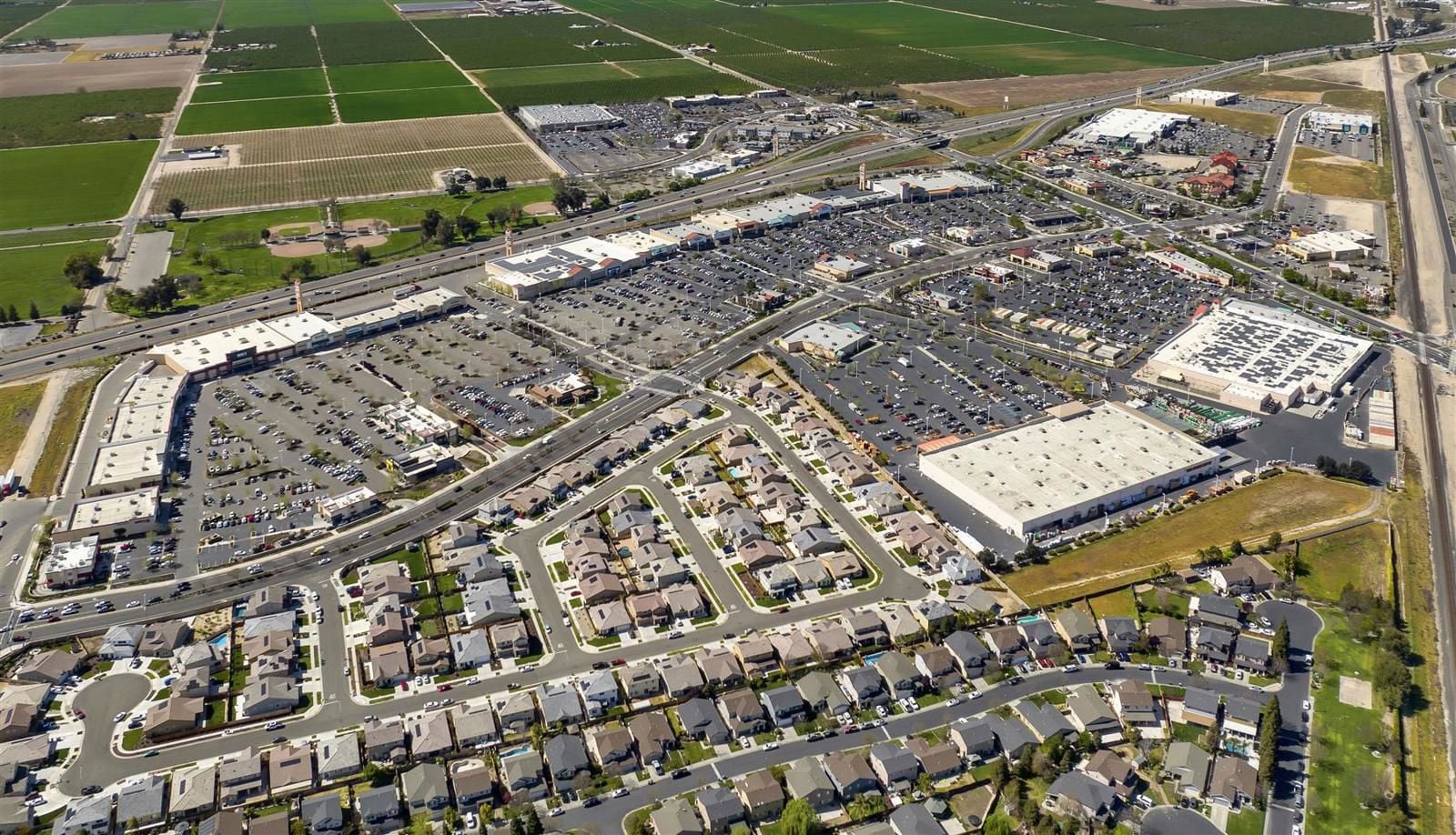 Monte Vista Crossings, Turlock