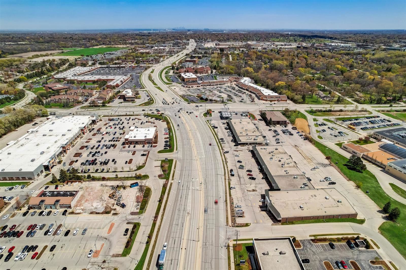 40-W Bluemound Rd-040