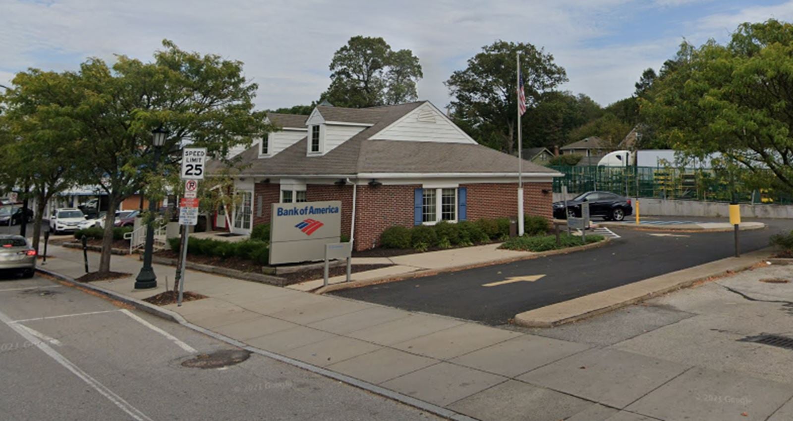 Building - Drive Thru Entrance