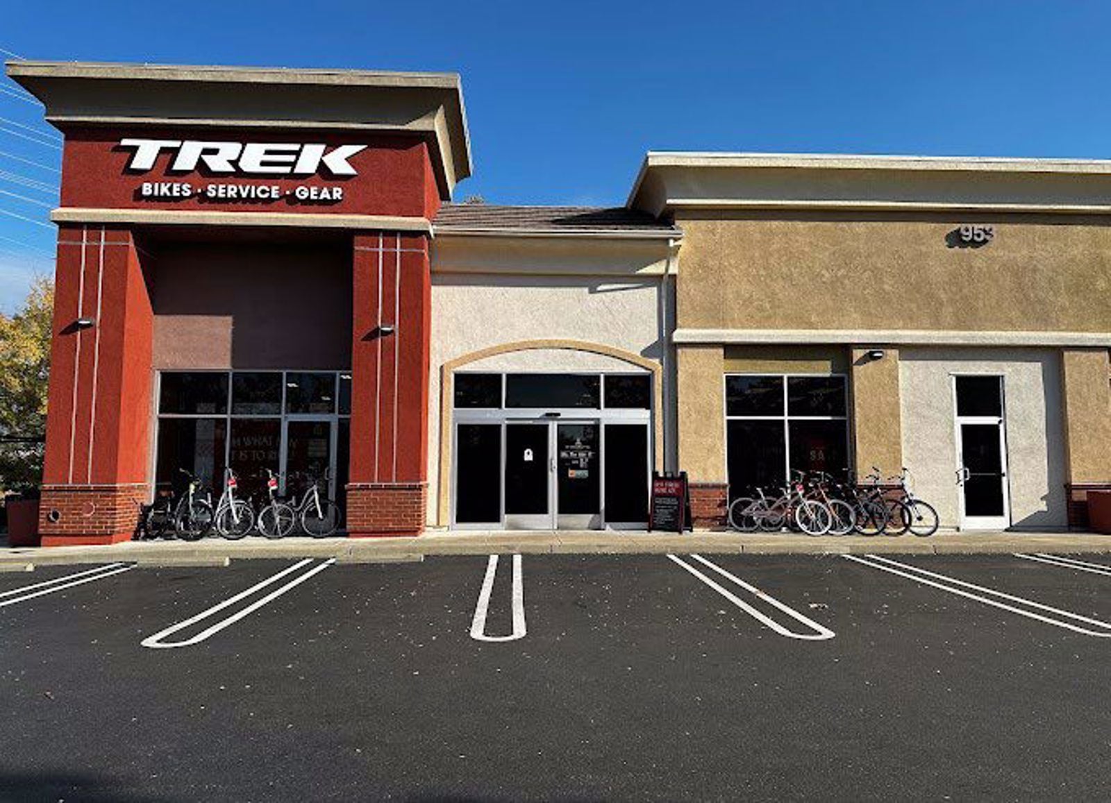 Pleasant_Grove_Pointe_Trek