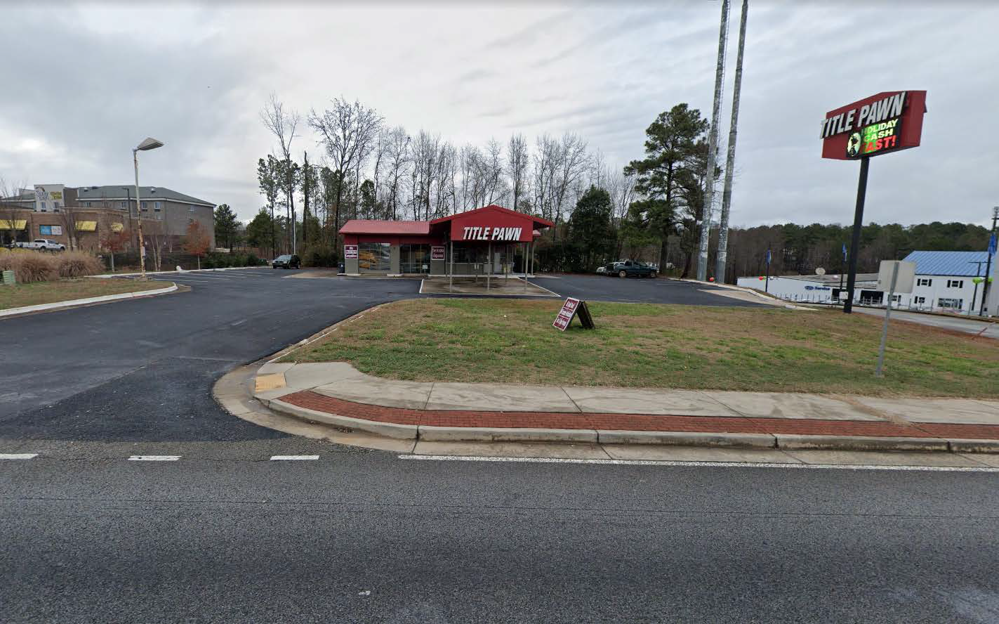 784 Bullsboro Dr — Lease in Newnan, GA, photo 2 of 3