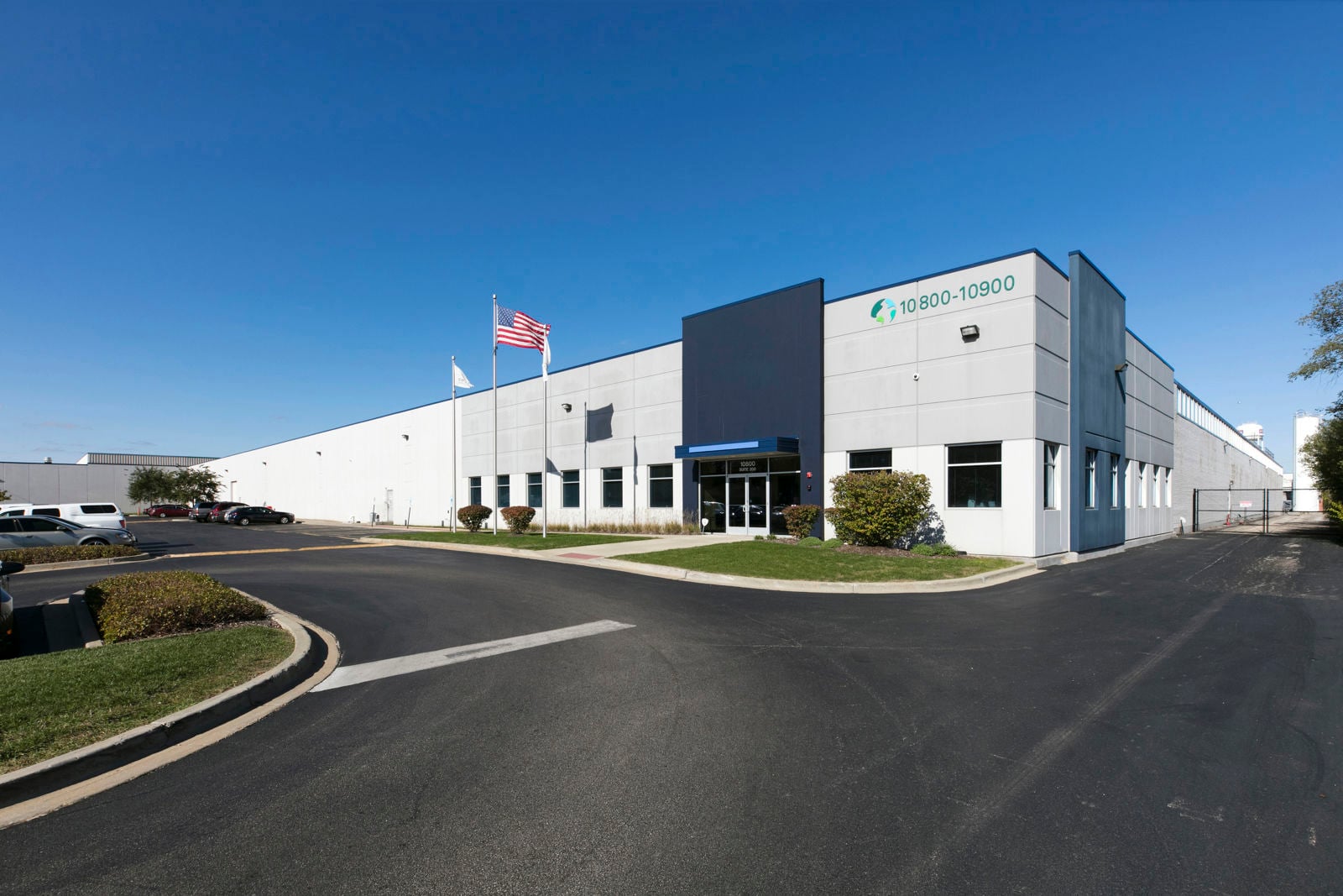 10800 - 10900 Belmont Ave