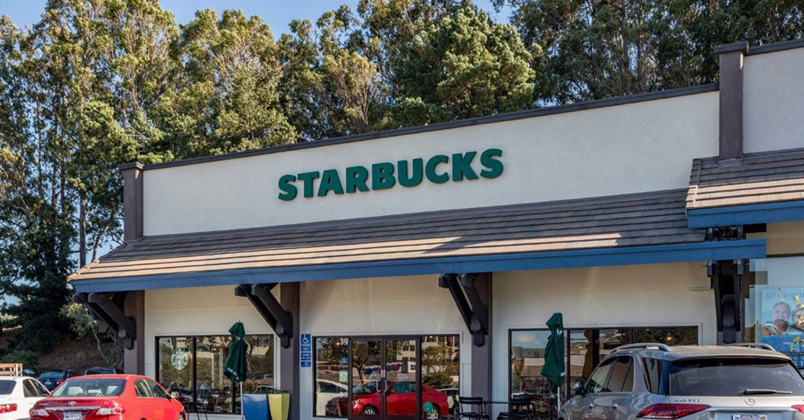 BayHill Shopping Center 2024